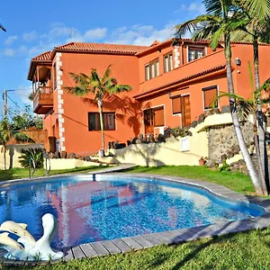 https://casa-victor.in-canary-islands.com
